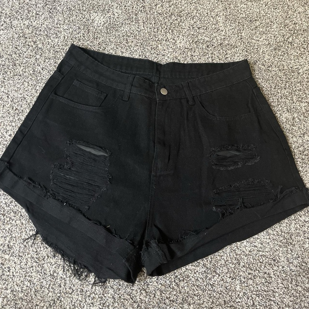 * New * Women’s Shein Curve+Plus Shorts